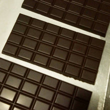 Load image into Gallery viewer, Salted Peanut Butter Chocolate Bar (24pc) - Hot Shot Chocolate