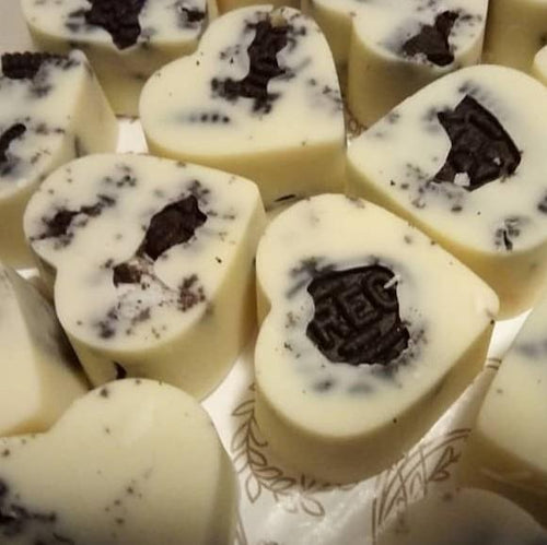 Cookies & Cream Chocolate Bonbons (3pc) - Hot Shot Chocolate